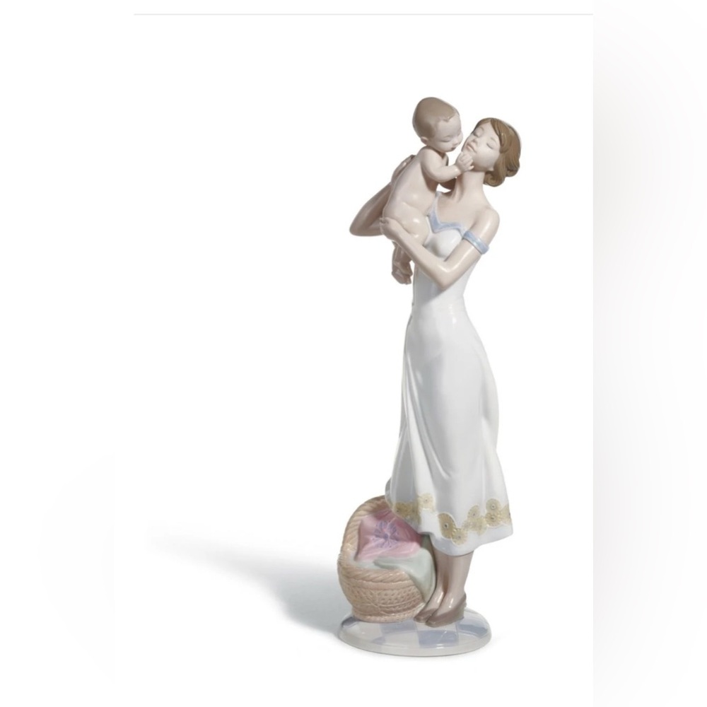 Lladro Unconditional Love 01008244
